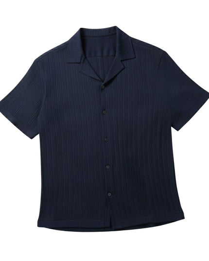 Men's short-sleeved shirt with a lapel collar and a textured surface