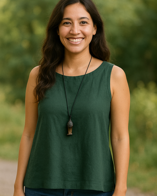 Sleeveless top with round neckline