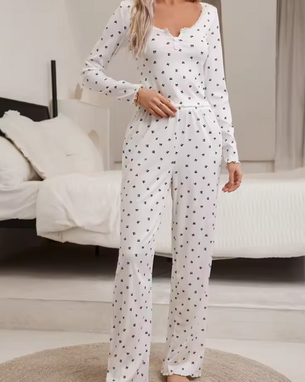 Women's round-neck polka dot pajama set